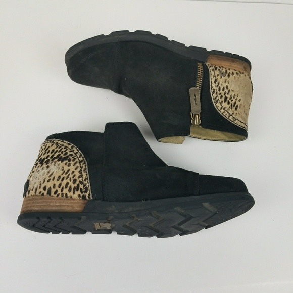 sorel cheetah boots